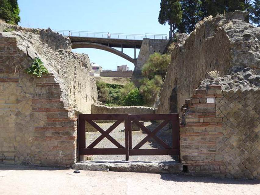 Herculaneum Ins Or II.14